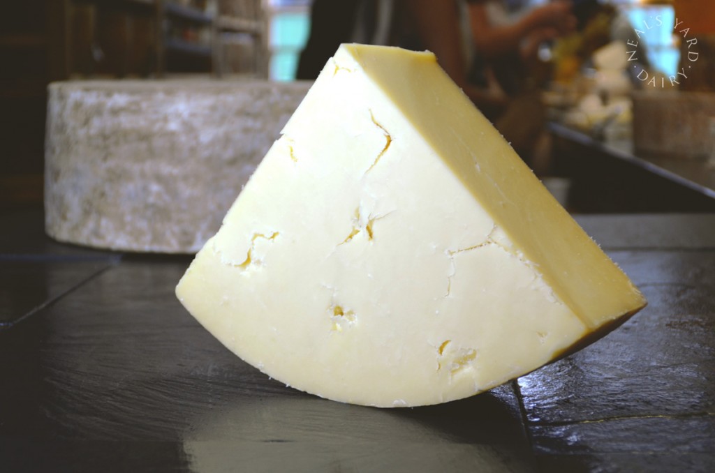 Keen's Unpasteurised Traditional Cheddar image